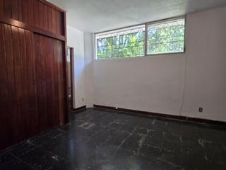 En Renta Casa en Zona 15 ideal para oficinas !! - 4