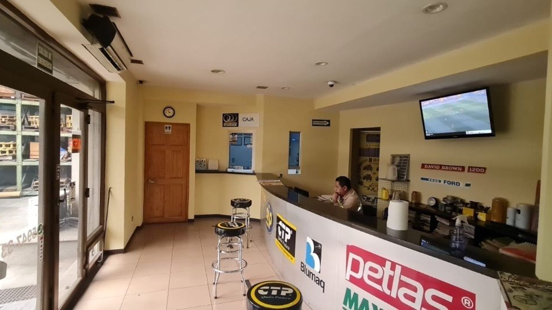 BODEGA EN VENTA SOBRE AGUILAR BATRES, zona 11 - Miniatura 3