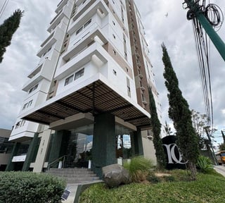 Apartamento en Venta Edificio Marqués de Oakland Zona 10