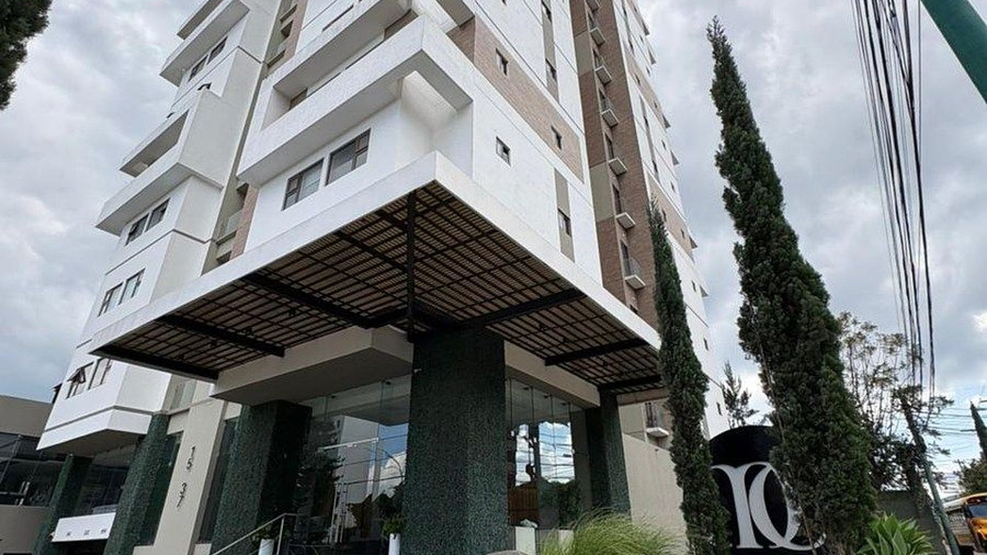 Apartamento en Venta Edificio Marqués de Oakland Zona 10