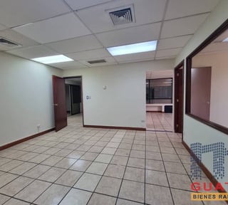 Oficina en Renta, Zona 14 (R10405)