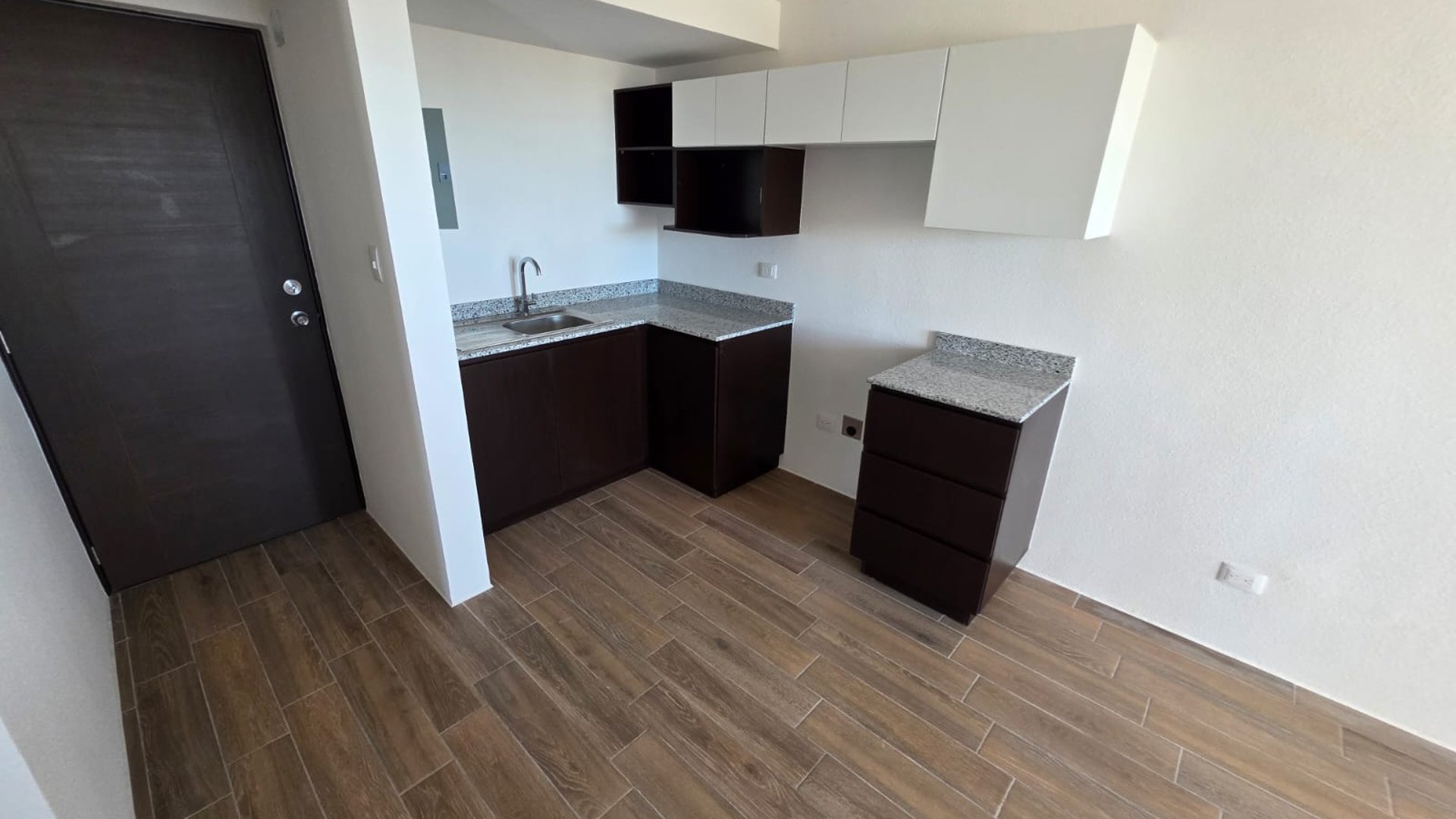 Venta de apartamento en Zona 4 de Mixco de 3 habitaciones Ref-5497