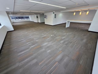 Se Renta Oficina en zona 10 Ref-6054 - 3