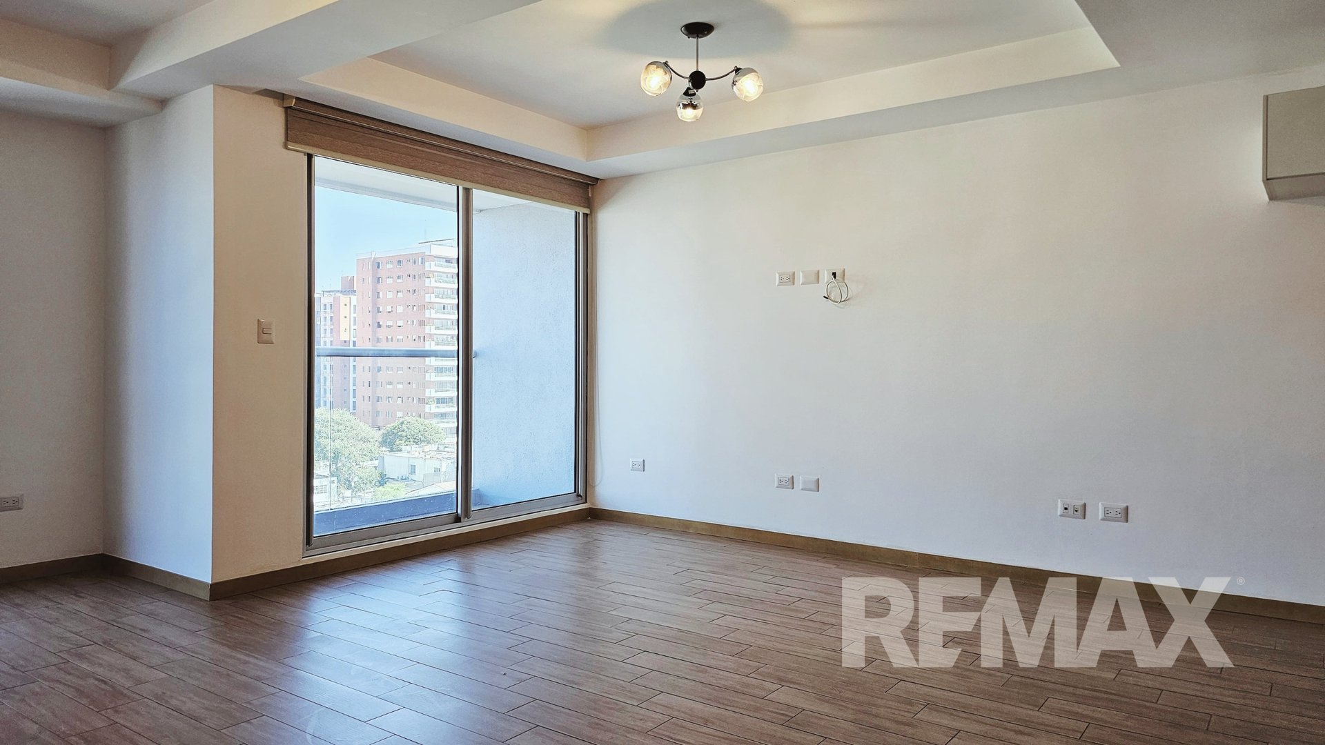Apartamento en Venta en Zona 10, City Haus - Miniatura 5