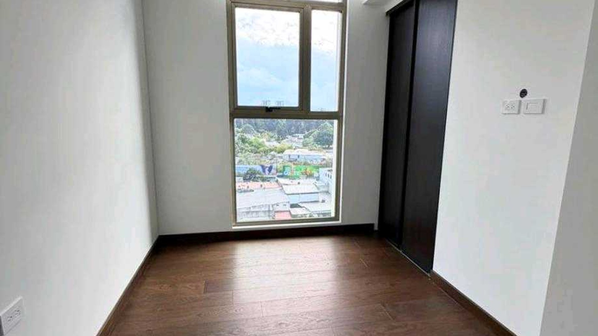 APARTAMENTO EN ALQUILER ???? Edificio Atarah, Zona 10 - Miniatura 3