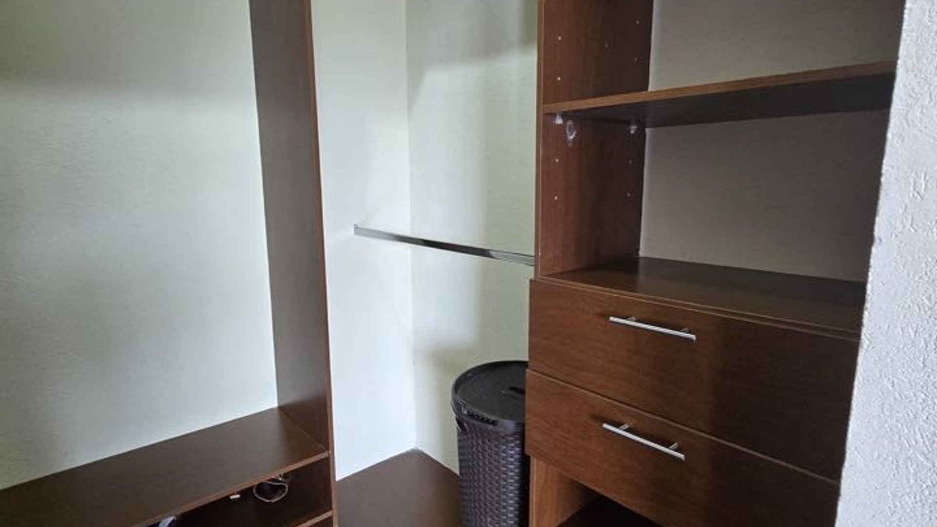 Apartamento Amueblado en Renta en Zona 16 Edificio La Vista, - Miniatura 10