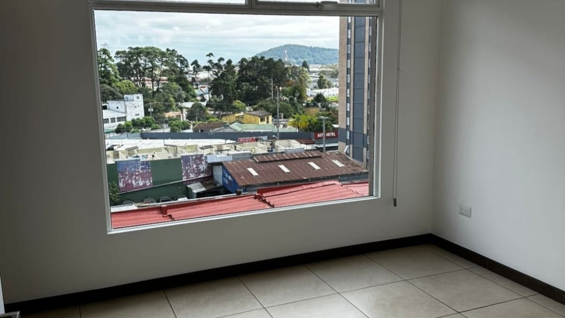 APARTAMENTO EN EDIFICIO PORTICO ZONA 7 - Miniatura 5