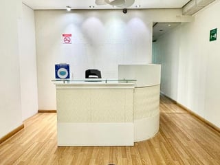 Oficina en Renta en Zona 10 Guatemala | 130 m² | Edificio Corporativo - Image 1