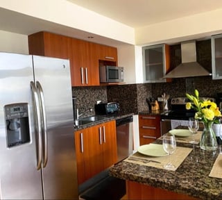 Apartamento en renta amueblado en zona 10
