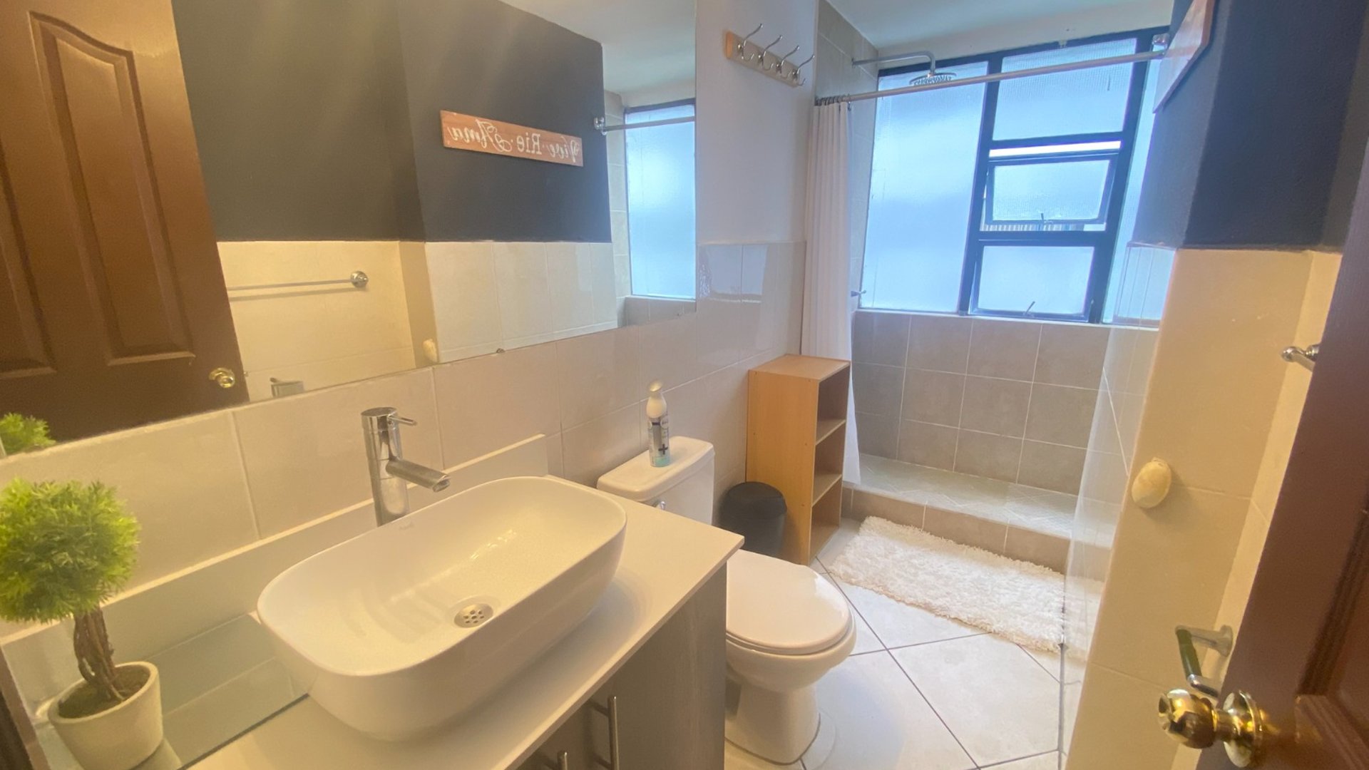 Apartamento amueblado en renta - 2 habitaciones en zona 14 Ref-5995 - Miniatura 6