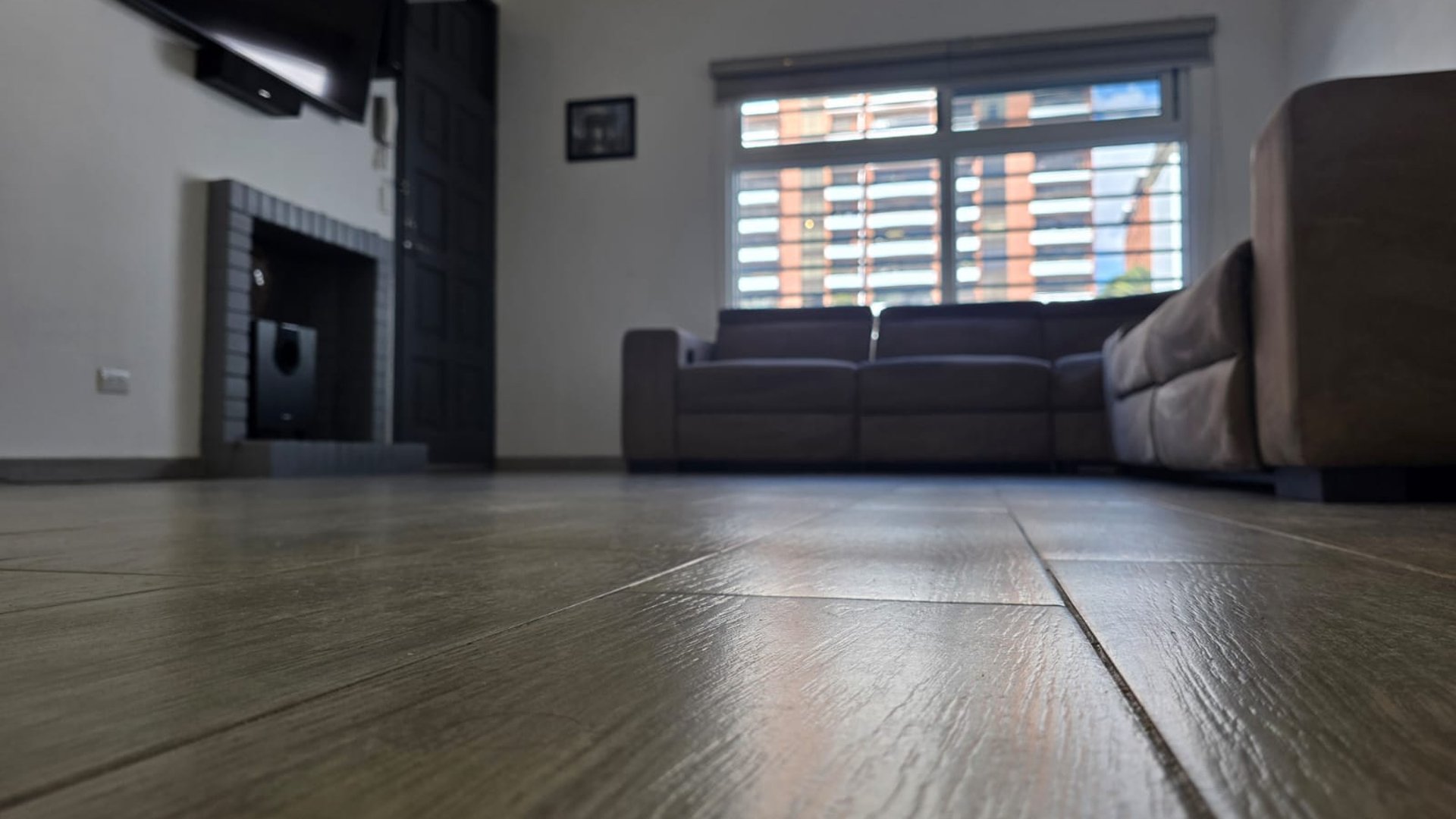 APARTAMENTO REMODELADO EN EL CENTRO DE ZONA 10 - Miniatura 7
