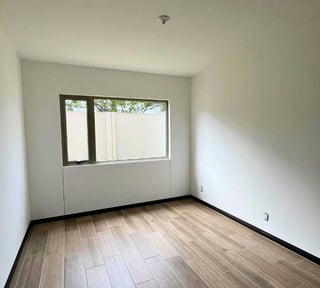 APARTAMENTO CON JARDÍN EN VENTA – SEGHERIA ZONA 14 (LA VILLA) - Miniatura 6