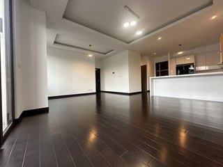 Apartamento en Alquiler  Nogales de Cayalá Zona 16 - 5