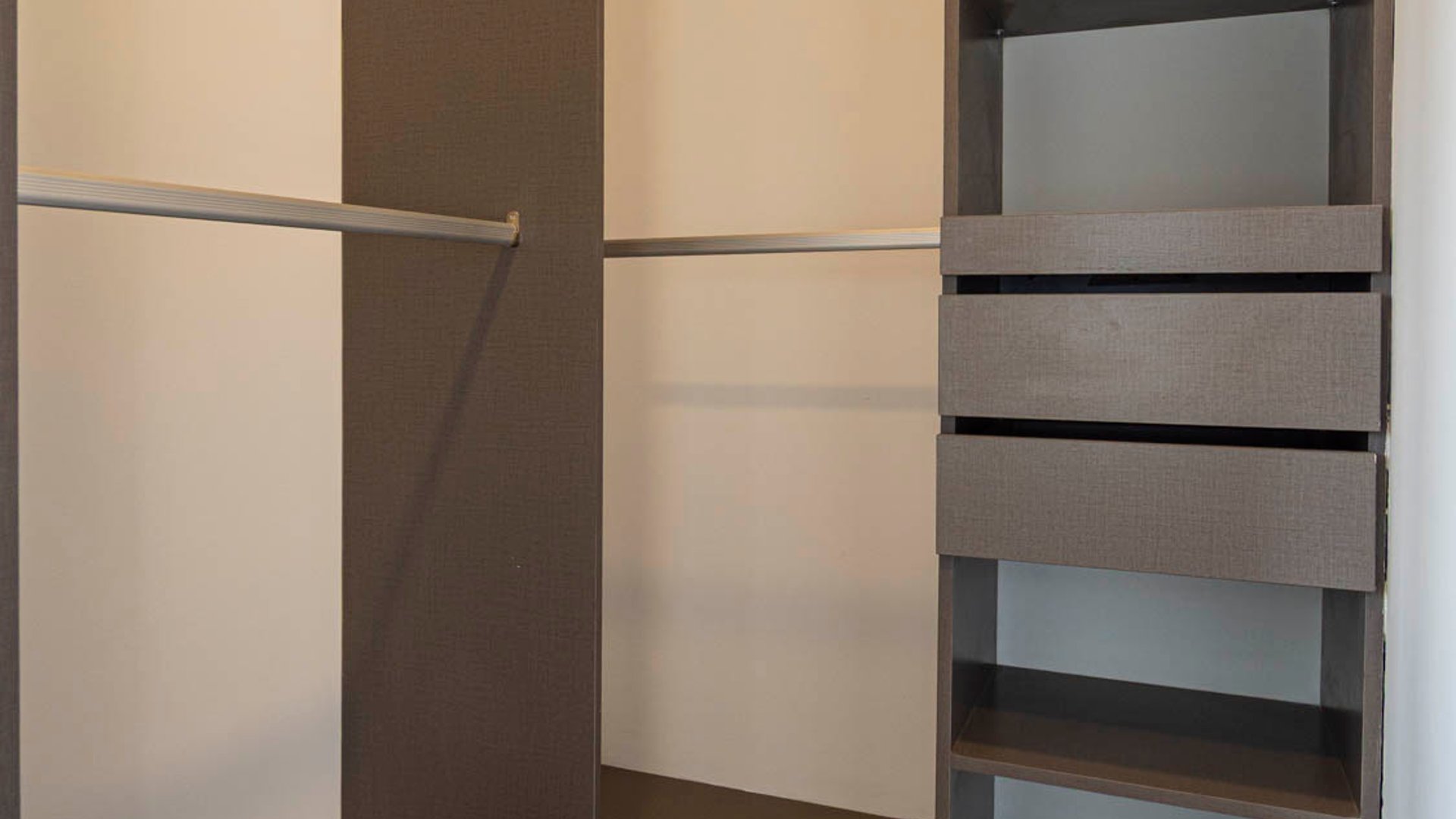 Apartamento de 2 habitaciones en edificio 21B+, zona 15 - Miniatura 6