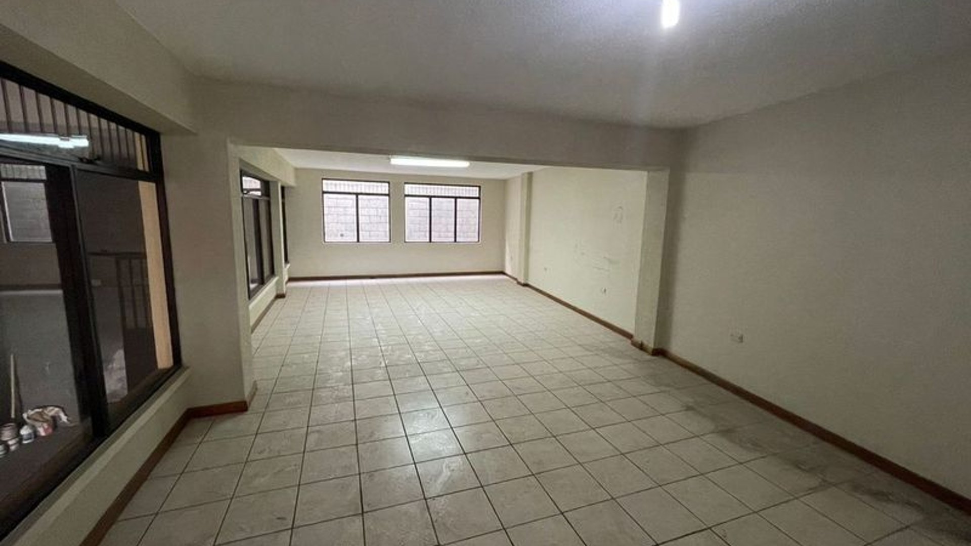 Local comercial en renta, en Zona 5 - Miniatura 11