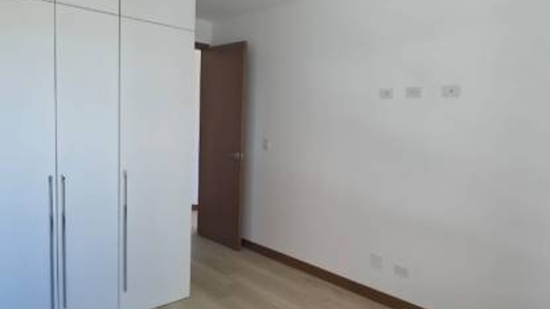 Apartamento en Renta, Zona 10 (R10461) - Miniatura 2