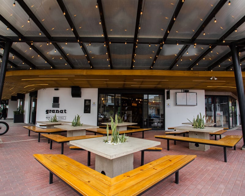 Apartamento de dos niveles, en el centro de zona 4 Granat