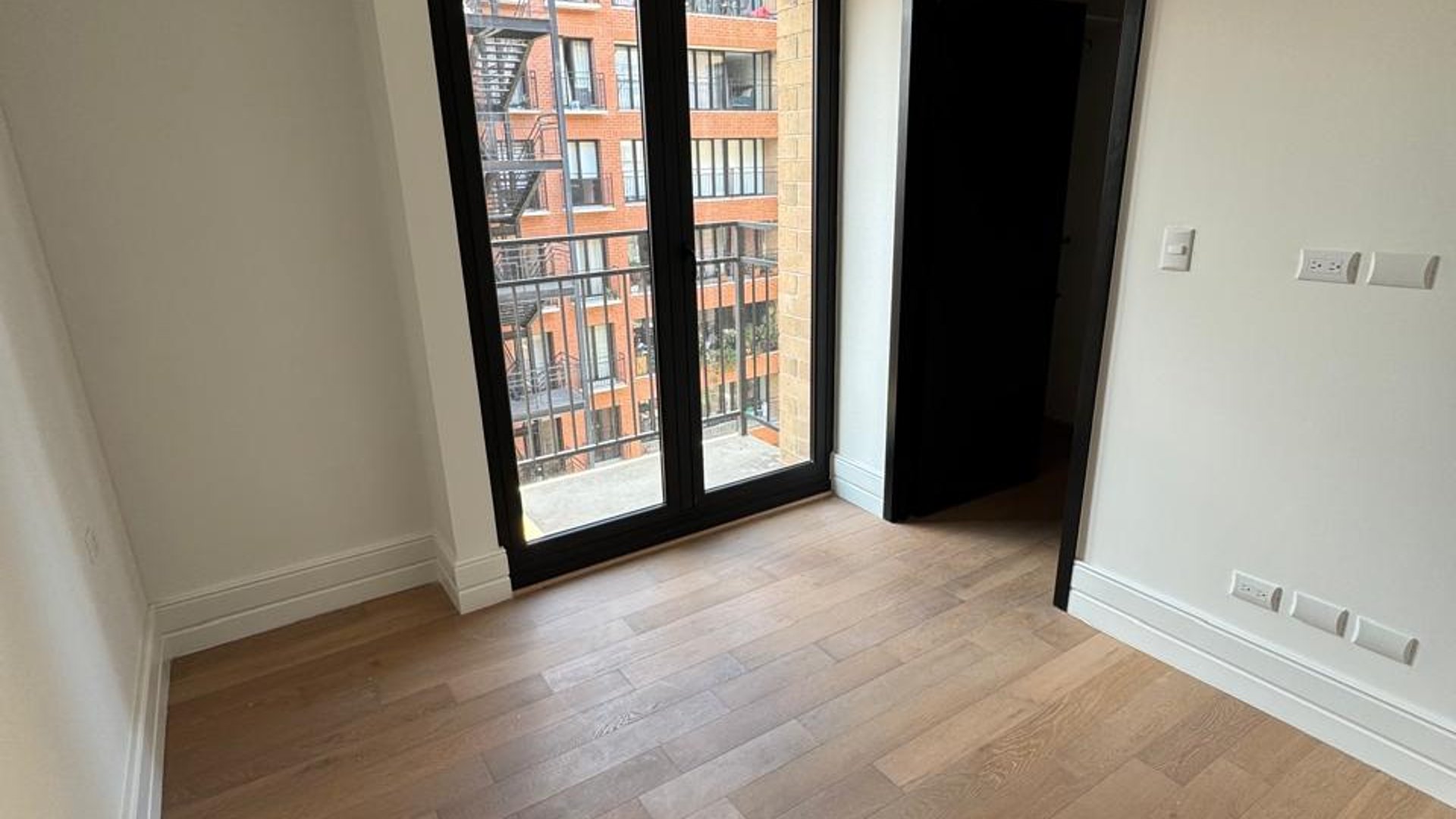 ???? APARTAMENTO EN VENTA – 3 HAB  | EDIFICIO CÉNTRICO | ZONA 5 - Miniatura 11