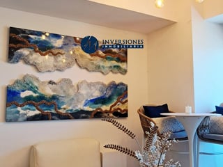 Apartamento de Lujo en Venta Zona 10, Guatemala - ¡Estilo y Confort! - 2