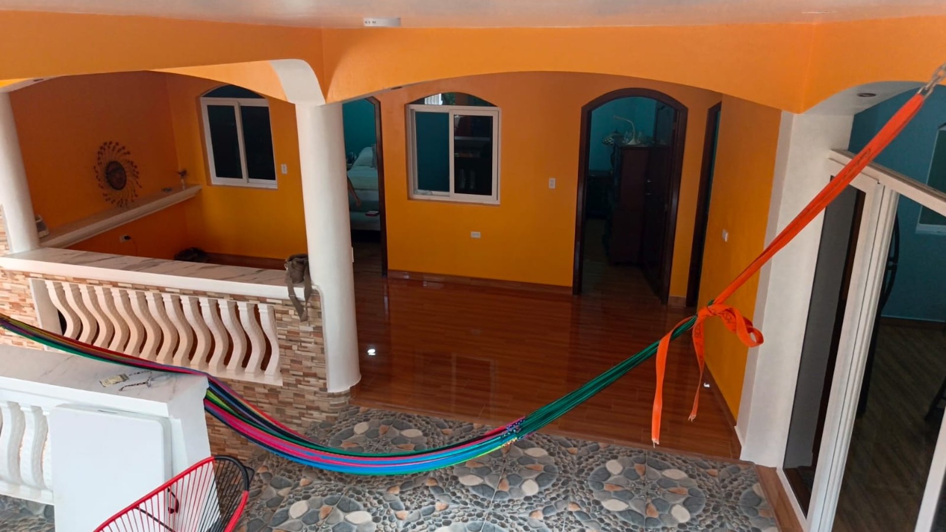 CASA EN RENTA IDEAL PARA OFICINAS O CLINICAS MEDICAS - Miniatura 41