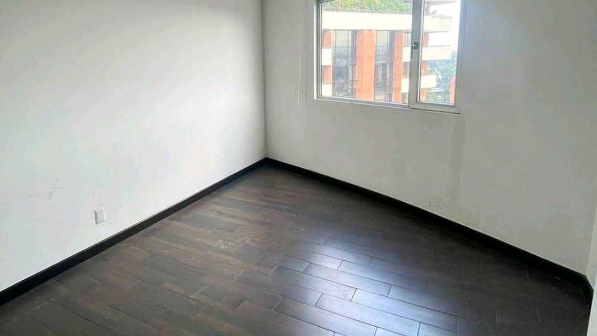 APARTAMENTO EN ALQUILER ????Edificio Attica II, Zona 14 - Miniatura 7