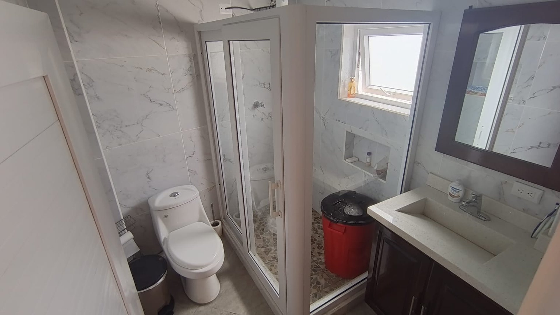 CASA EN RENTA IDEAL PARA OFICINAS O CLINICAS MEDICAS - Miniatura 30