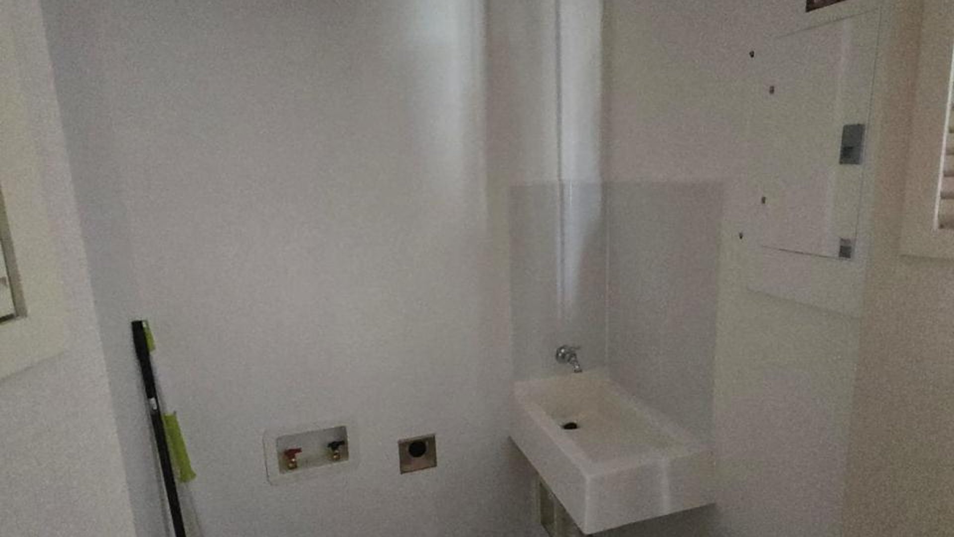 ???? APARTAMENTO EN RENTA – 2 HAB + AIRBNB PERMITIDO | MODDRA | ZONA 4 - Miniatura 11