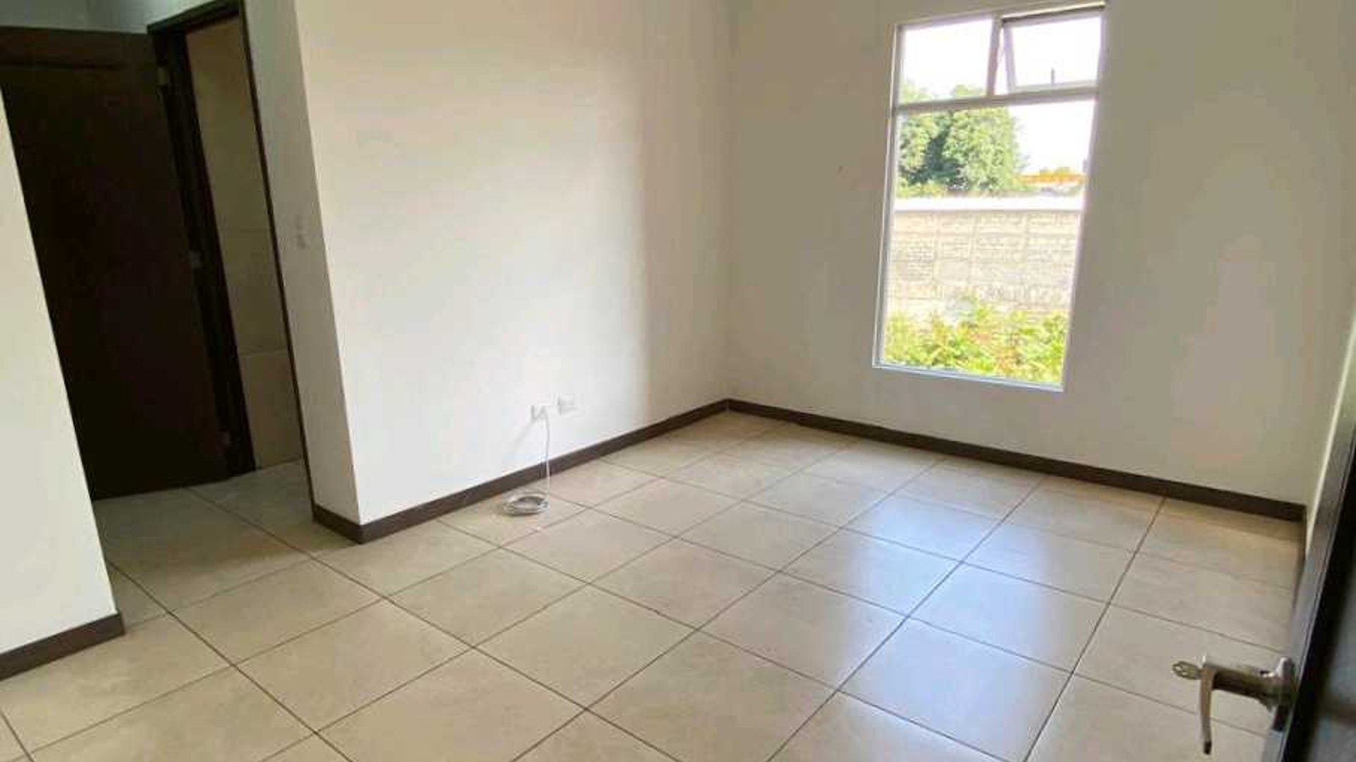 APARTAMENTO EN ALQUILER ???? Edificio Pórtico, Zona 7 - Miniatura 9