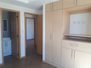 APARTAMENTO EN ALQUILER EN ZONA 10  -  2 HABITACIONES - 4