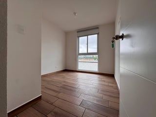 Apartamento en renta en Edificio Lares 17 zona 17 - 2