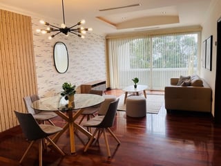 Apartamento amueblado de 2 habitaciones en alquiler Torre Real CES - Image 3