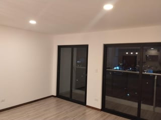 Apartamento moderno en renta en Zona 10, Ciudad de Guatemala - 2