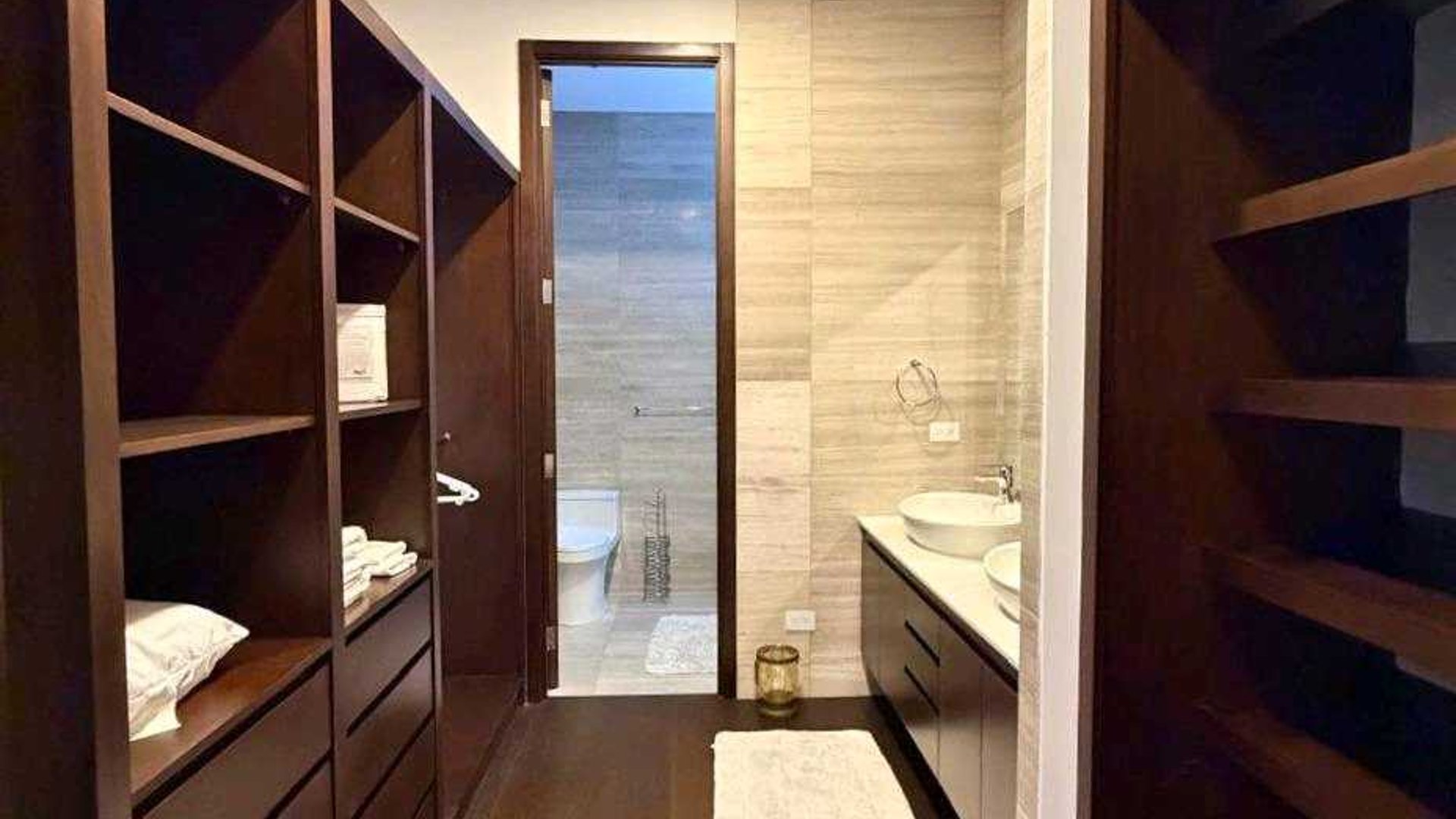 APARTAMENTO EN ALQUILER (AMUEBLADO) / VENTA ???? Edificio Echo , Zona 14 - Miniatura 11