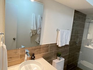 VENDO APARTAMENTO EN EVERO SAN MIGUEL PETAPA - Image 9