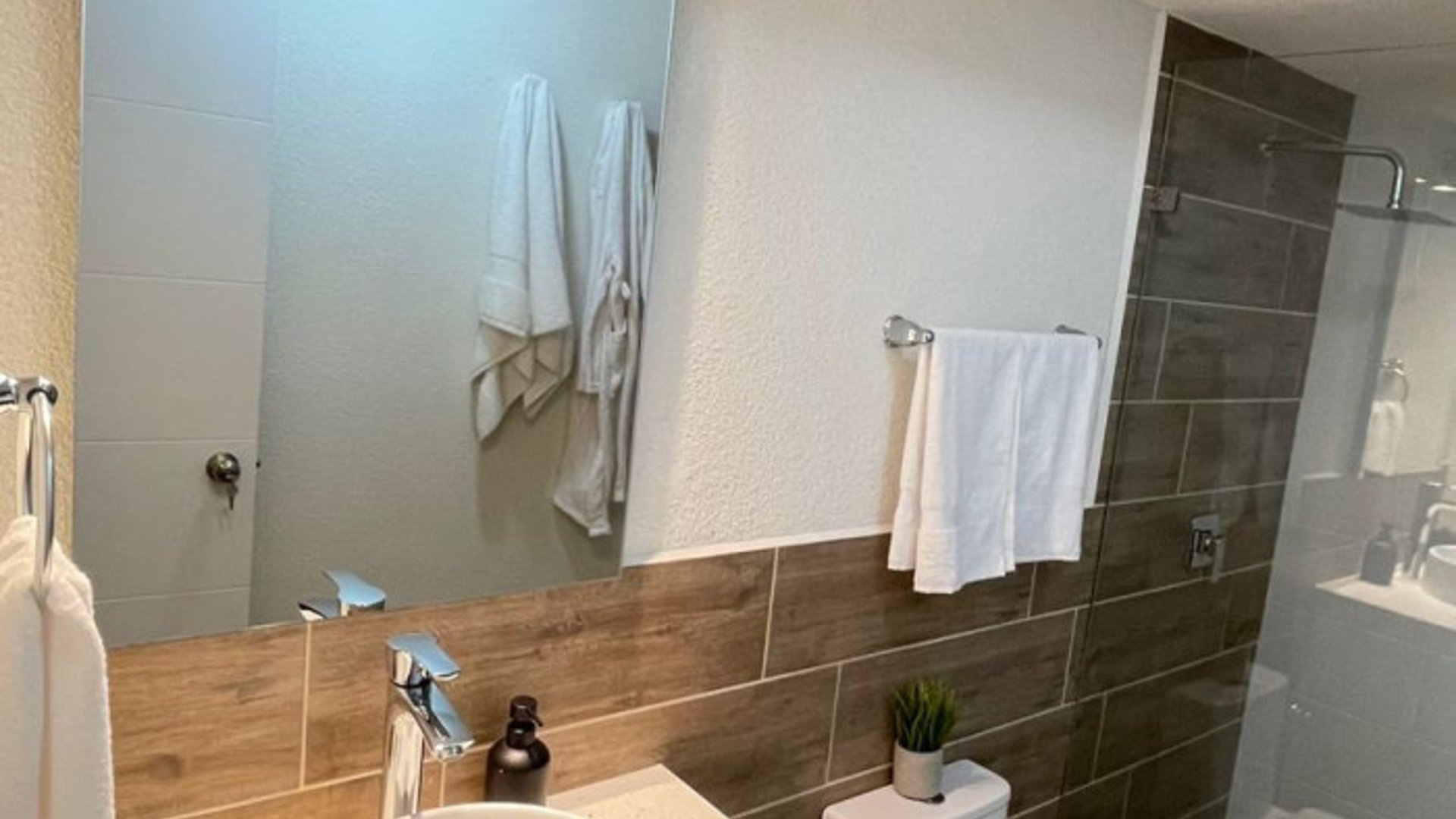 VENDO APARTAMENTO EN EVERO SAN MIGUEL PETAPA - Miniatura 9