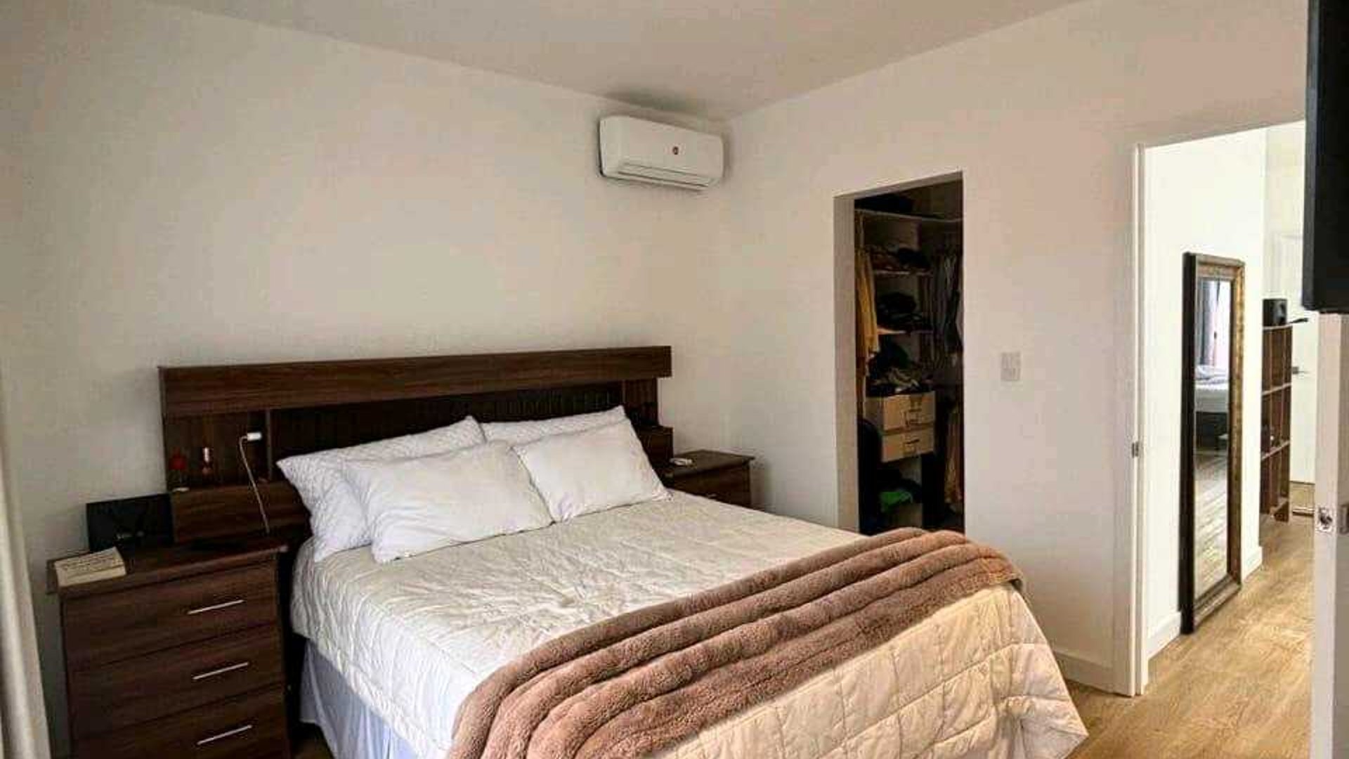 CASA EN VENTA ???? Condominio Iridia Homes, Cañadas de Elgin Zona 13 - Miniatura 11