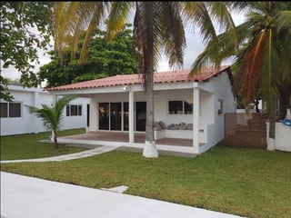 CASA EN LA PLAYA DE MONTERRICO EN RENTA  - 3