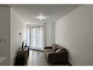 📍 APARTAMENTO EN VENTA – 2 HAB + PISCINA | EDIFICIO VIRO | ZONA 11 - 2
