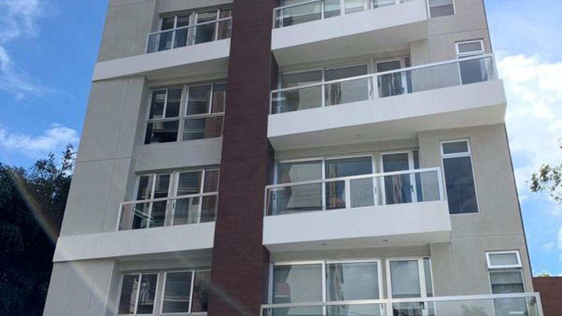 Apartamento en Venta Edificio Telia, zona 15 VH2