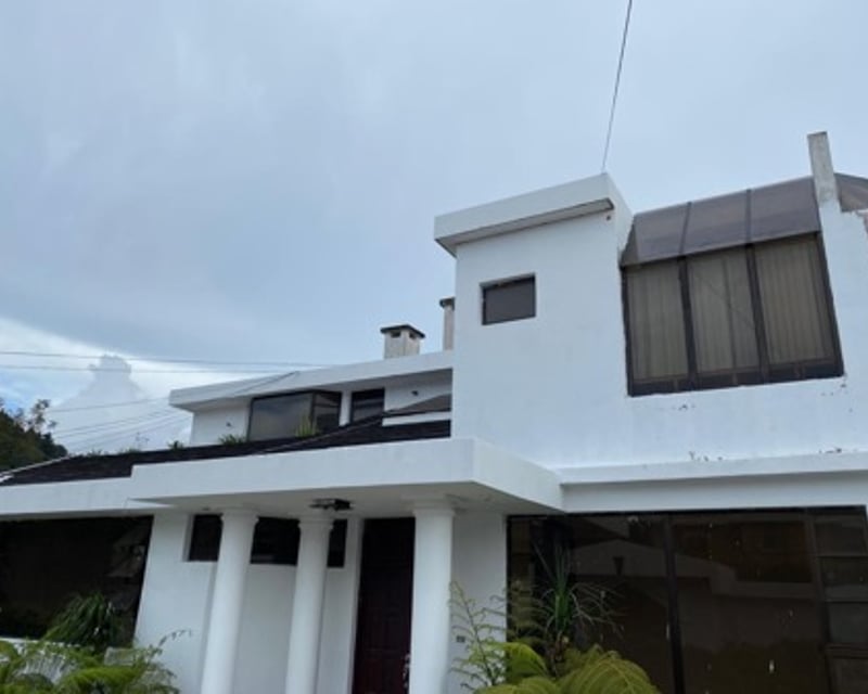 EXCLUSIVA CASA EN ARRAZOLA I FRAIJANES | 5 HABITACIONES