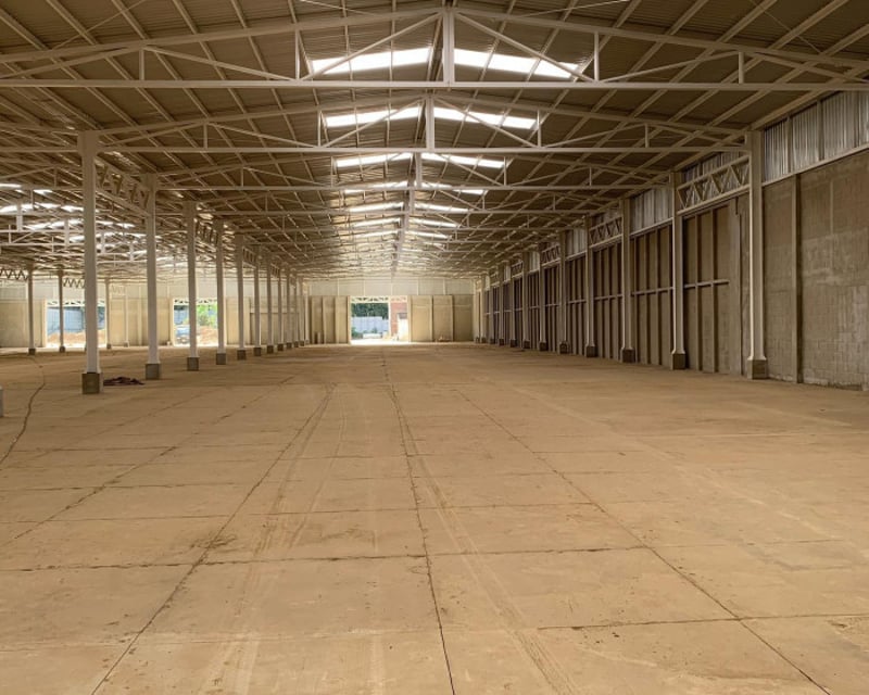 En renta ofi-bodega Santa Lucía Milpas Altas