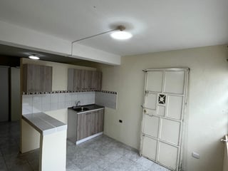Alquilo apartamento tipo estudio - 3
