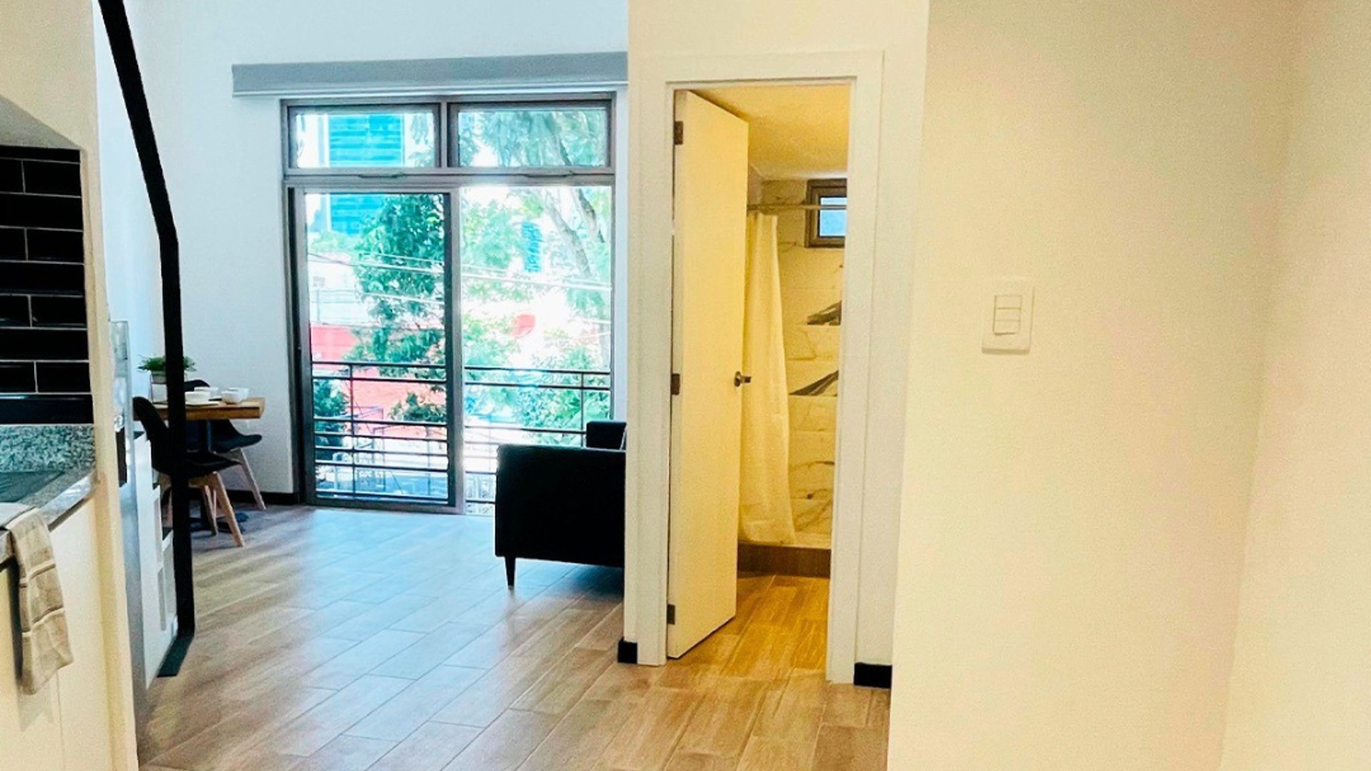 RENTA DE APARTAMENTO EN URBAN LOFT | ZONA 10 - Miniatura 3