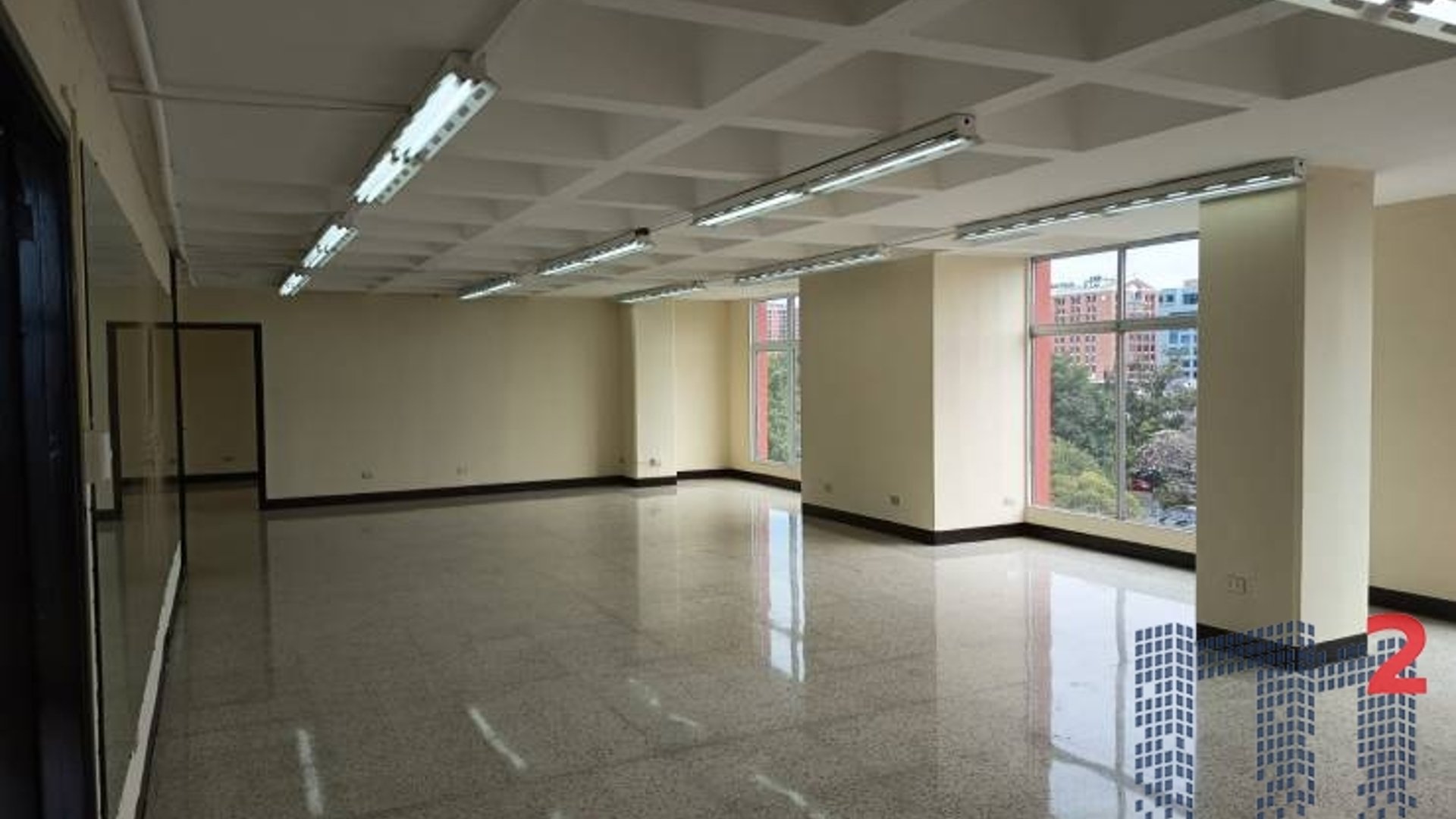 Oficina en Renta, Zona 09 (R10312) - Miniatura 2
