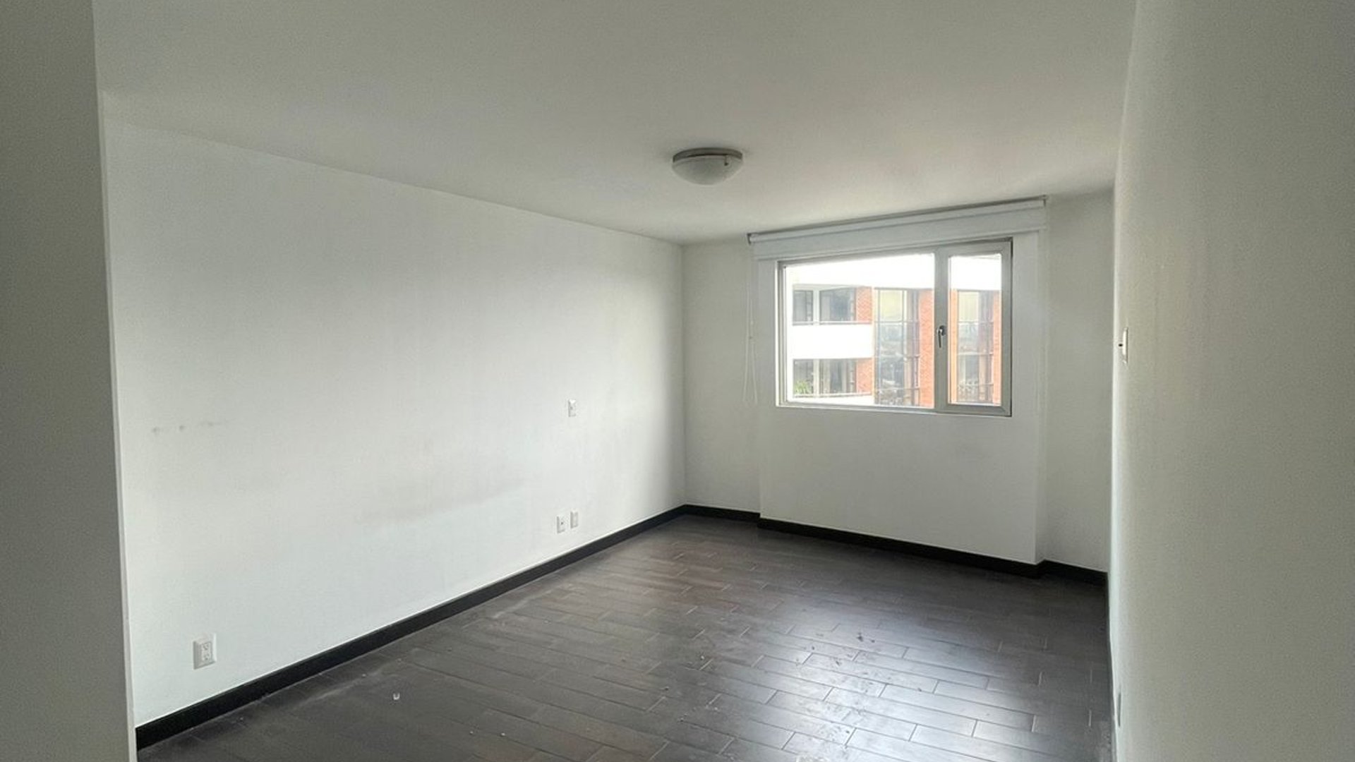 Apartamento en Alquiler Edificio Attica II, zona 14  - Miniatura 4