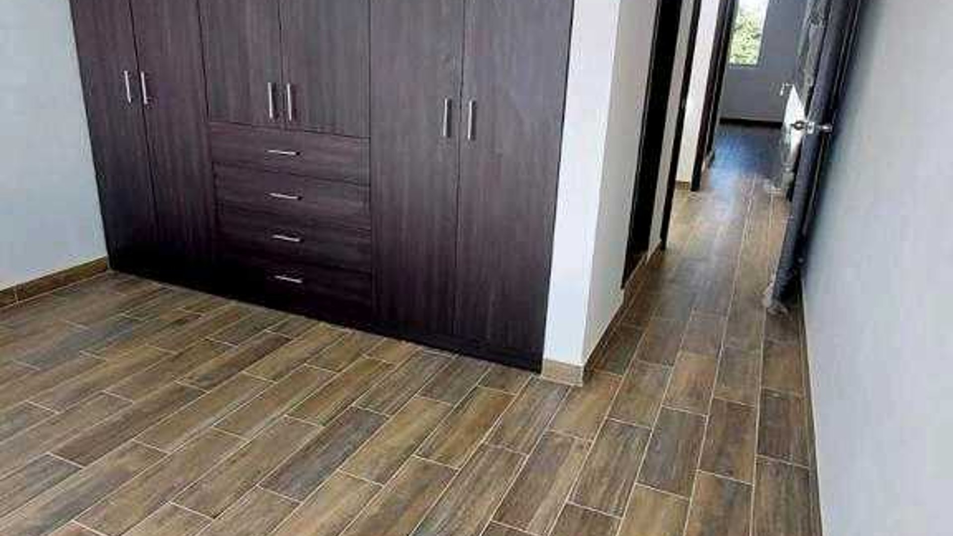 TOWNHOUSE EN ALQUILER???? Hacienda Real, zona 16 - Miniatura 9