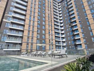 Apartamento en Venta en Zona 14 - Image 1