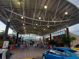 Alquilo Local Area Food Court en Centro Comercial Plaza Villa Nueva - 3