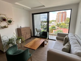 Alquiler de apartamento  en Nivo zona 15 - 3
