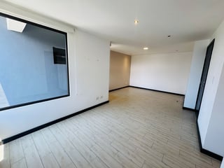 📍 APARTAMENTO EN VENTA – 2 HAB + BALCÓN | TORRE 360 | ZONA 15 - 5